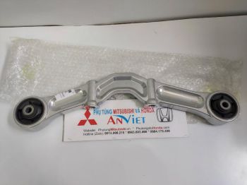 Thanh giằng cầu sau xe Mitsubishi Pajero V73