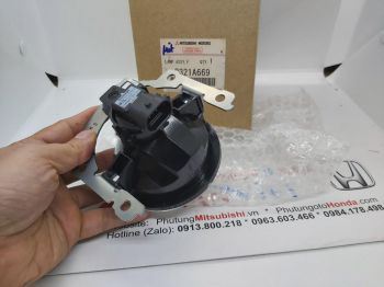 Đèn ba đờ sốc trước xe mitsubishi Pajero Sport 2016-2020