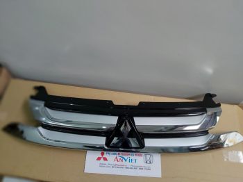 Mặt ca lăng xe mitsubishi Outlander 2018-2019