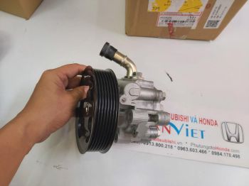 Bơm trợ lực lái xe Mitsubishi Pajero ngân hàng V93