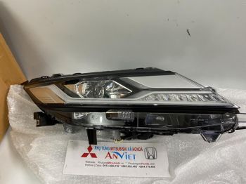 Đèn pha xe Mitsubishi Pajero Sport 2020 