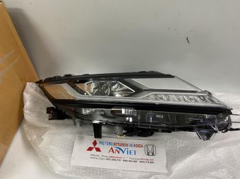 Đèn pha bên phụ xe Mitsubishi Pajero Sport 2021 