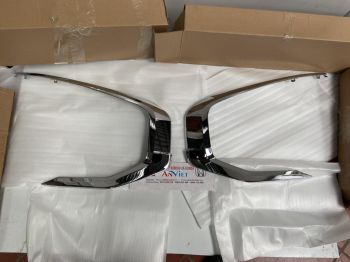 Viền mạ cản trước xe Mitsubishi Attrage 2021