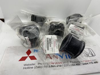 Cao su ốp cân bằng xe Mitsubishi Pajero Sport 