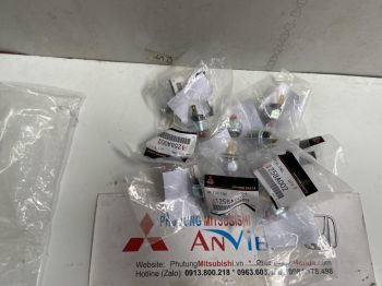 Cảm biến báo nhớt xe Mitsubishi Attrage