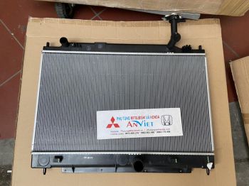 Két nước xe Mitsubishi Xpander bản MT 