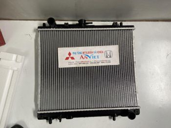 Két nước xe Mitsubishi Jolie 2003-2006