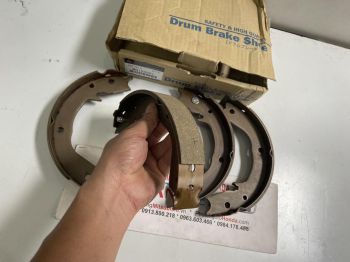 Guốc phanh tay xe Mitsubishi Pajero ngân hàng V73-V93