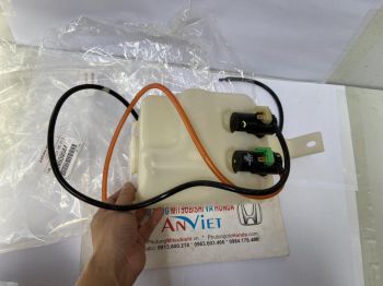Bình nước rửa kính xe mitsubishi Jolie