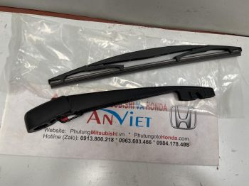 Chổi gạt mưa và cần gạt mưa xe mitsubishi Pajero