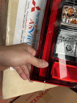 Đèn hậu, đèn lái sau xe Mitsubishi Triton 2019 thanh lý