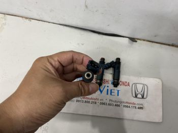 Vòi phun xăng xe Mitsubishi PAJERO V6-3000