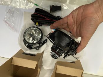 Đèn sương mù xe Mitsubishi ATTRAGE hàng thay thế