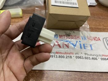 Công tắc chỉnh mặt gương xe Mitsubishi Lancer