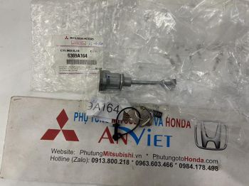 Chìa khóa cửa xe Mitsubishi Attrage