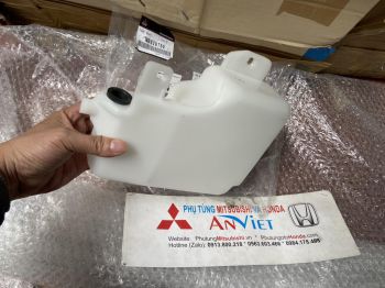 Bình nước rửa kính xe Mitsubishi Pajero V6-3000
