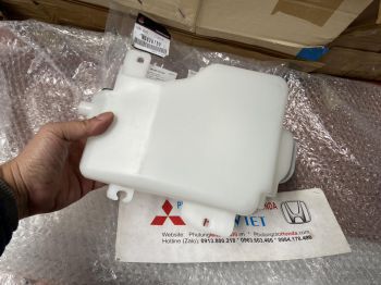 Bình nước rửa kính xe Mitsubishi Pajero V6-3500