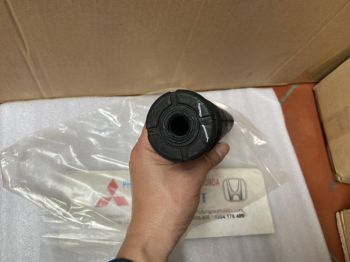 Cao su tăm bông liền chụp bụi giảm xóc xe Mitsubishi MIRAGE