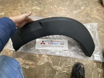 Ốp phồng bánh xe Mitsubishi XPANDER CROSS