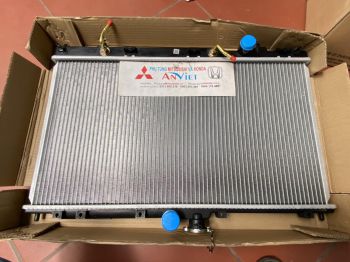 Két nước xe Mitsubishi LANCER GALA  chính hãng