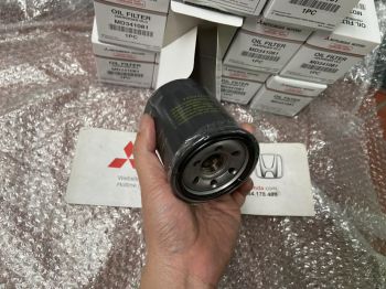 Lọc dầu nhớt động cơ xe mitsubishi Pajero