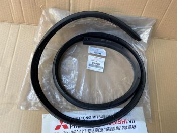 Gioăng viền mép capo xe Mitsubishi TRITON