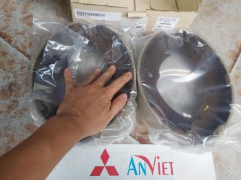 Bố thắng sau xe Mitsubishi TRITON 