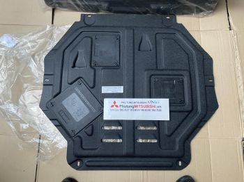 Chắn bùn gầm máy xe Mitsubishi Outlander loại bằng nhựa