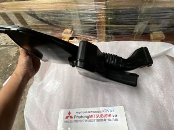 Cổ vịt hút gió Mitsubishi Outlander
