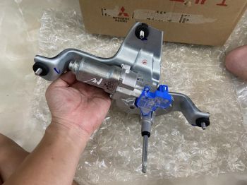 Mô tơ gạt mưa sau xe Mitsubishi PAJERO NGÂN HÀNG, V73, V93