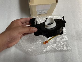 Cáp còi, vòng dây túi khí xe Mitsubishi OUTLANDER