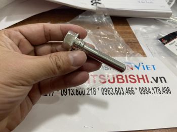 Suốt phanh xe Mitsubishi TRITON