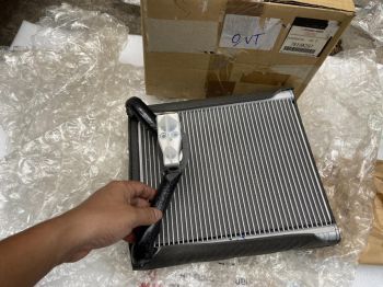 Dàn lạnh trong Táp lô xe Mitsubishi Outlander