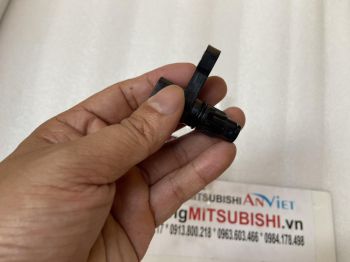 Cảm biến tốc độ hộp số xe Mitsubishi Xpander