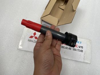 Mô bin xe Mitsubishi Zinger