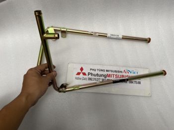 Ống nước chữ L dọc thân máy xe Mitsubishi Jolie