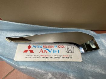 Đèn gầm xe Mitsubishi Xpander hàng thay thế 1