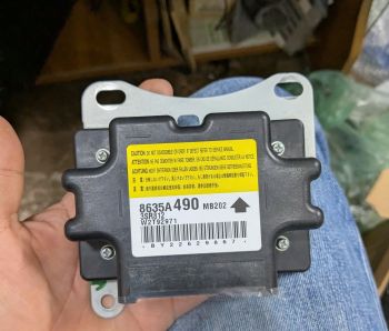 Hộp điều khiển túi khí xe Mitsubishi Triton hàng bãi