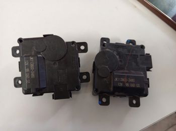 Mô tơ điều khiển chỉnh gió điều hòa trong táp lô xe Mitsubishi Xpander, Xpander Cross, Mirage, Attrage hàng bãi