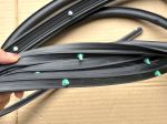 Gioăng êm trên cánh cửa sau Mitsubishi Triton 2024-2027 82830A010P 82831A010P