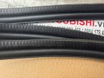 Gioăng êm cốp sau, trên cánh cửa hậu Mitsubishi XForce 90830B020P
