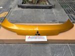 Ốp mạ trên biển số sau cốp cửa hậu Mitsubishi XForce 90810B006P
