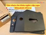 Tấm nhựa che khóa ngậm nắp capo Mitsubishi XForce 65602B010P