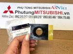 Viền quanh, giá bắt Cảm biến lùi, cảnh báo khoảng cách điểm mù ở cản sau Mitsubishi XForce 284H6B040P
