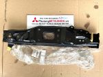 Xương đứng đầu xe Mitsubishi XForce 62520B090P 62521B050P