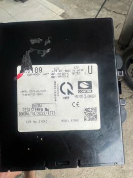 Hộp điều khiển chìa Khóa lắp ở trung tâm táp lô xe Mitsubishi Xforce hàng bãi