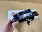 Tay mở cốp sau xe Mitsubishi Xpander